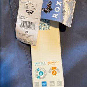 Roxy purple ski/board snow Pants; NWT. Matching jacket in closet